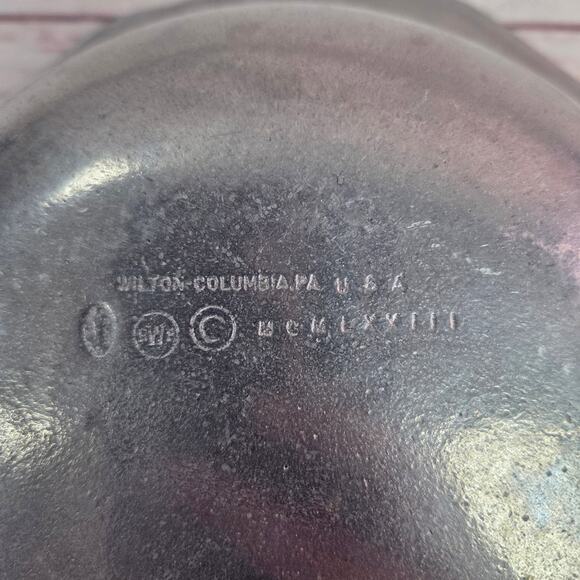 Vintage Wilton Armetale Queen Anne Large Round Bowl, Centerpiece 9” - Picture 5 of 6